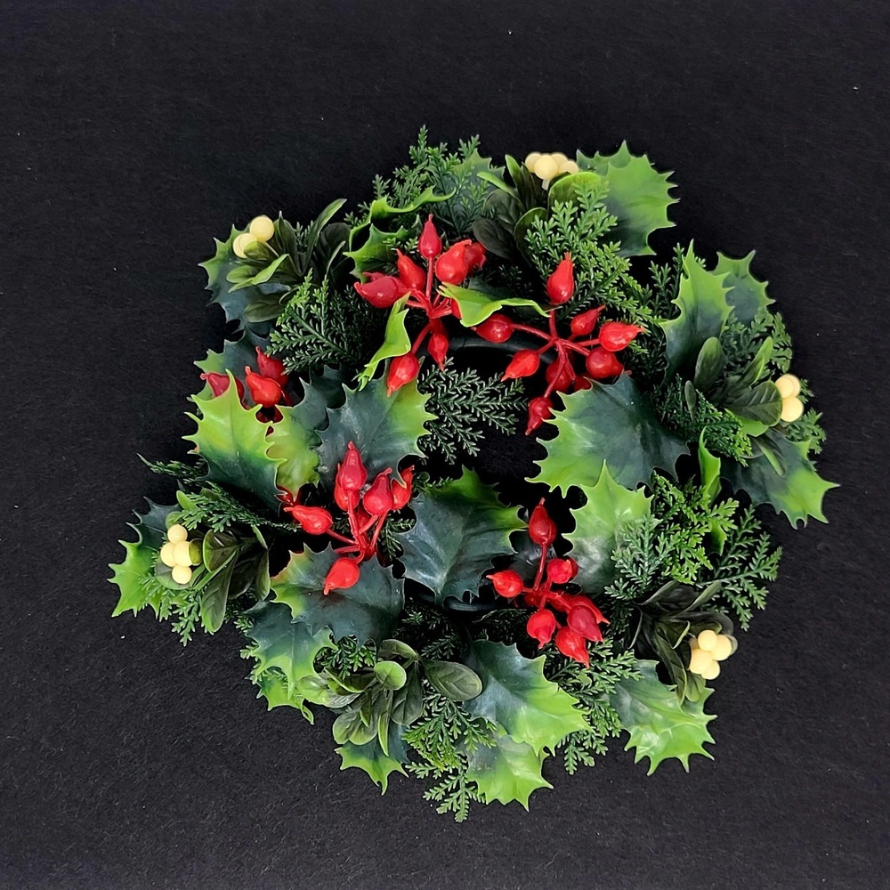 Vintage Christmas Holly Berry Candle Ring 8" Plastic Centerpiece Wreath Decor